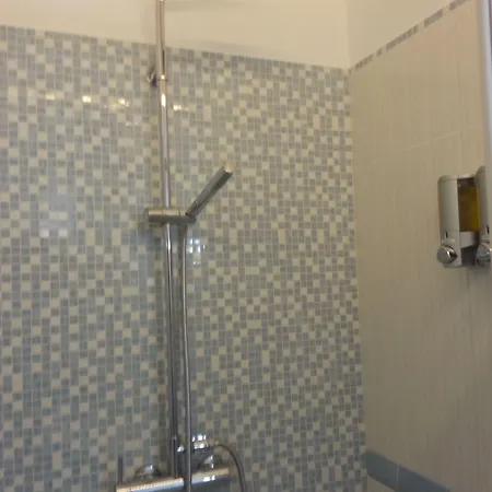 فندق مبيت وإفطار Fortino كابري