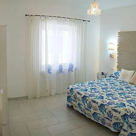 Fortino فندق مبيت وإفطار كابري